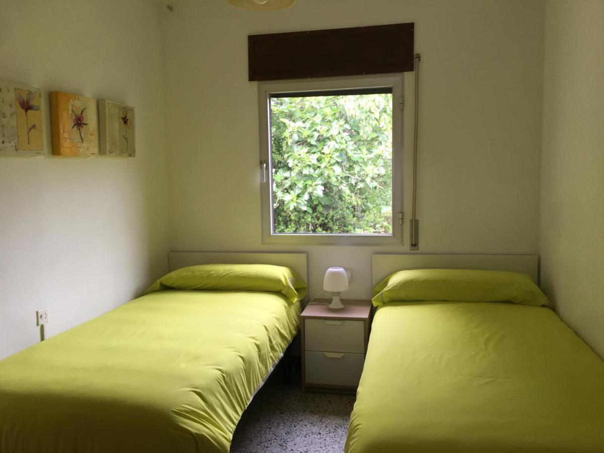 Apartaments La Pertusa 2O Corca  Экстерьер фото
